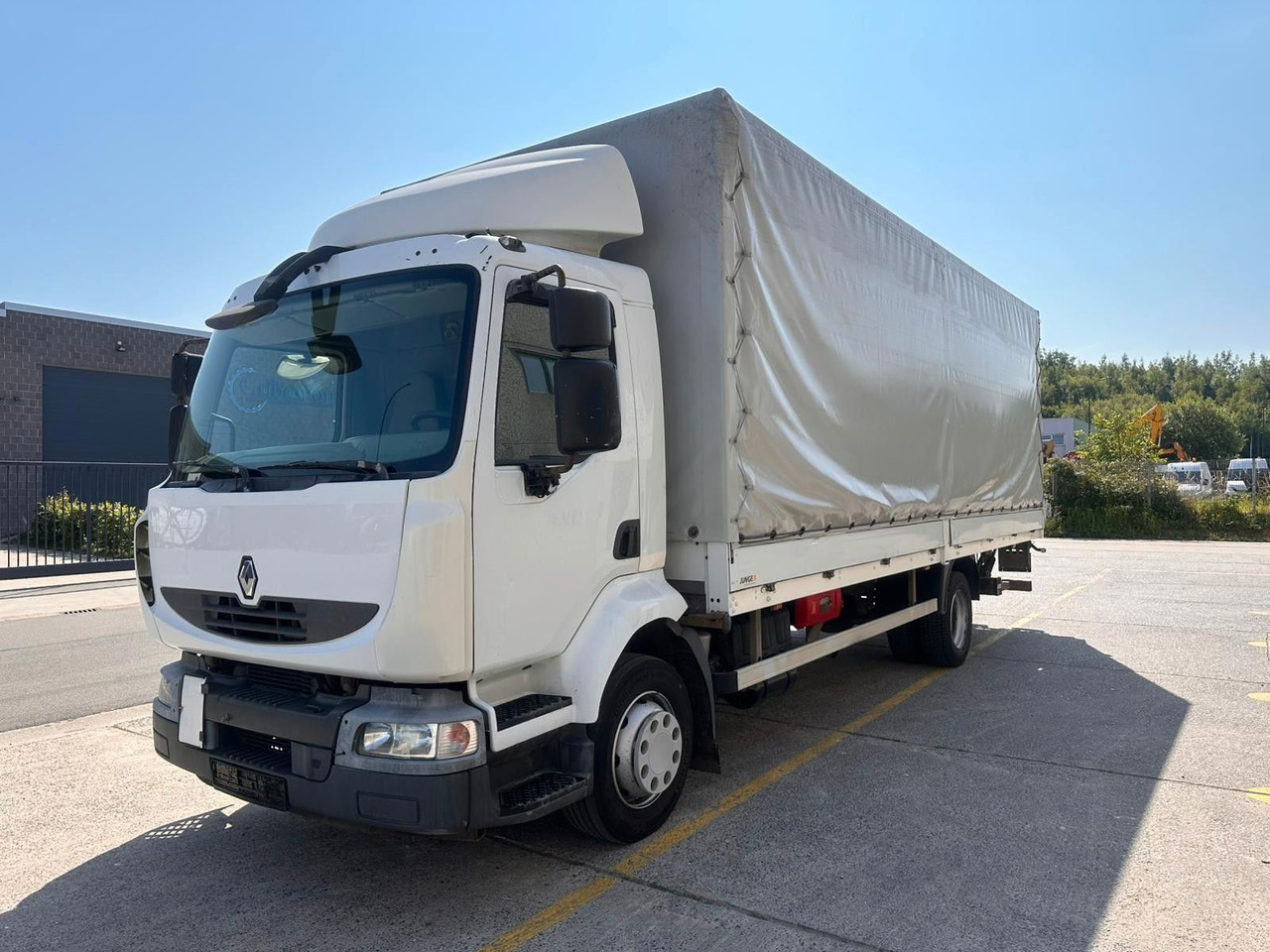 Renault Midlum dXi220-12. Klima. - Kapellbil: bild 3 Renault Midlum dXi220-12. Klima. - Kapellbil: bild 3