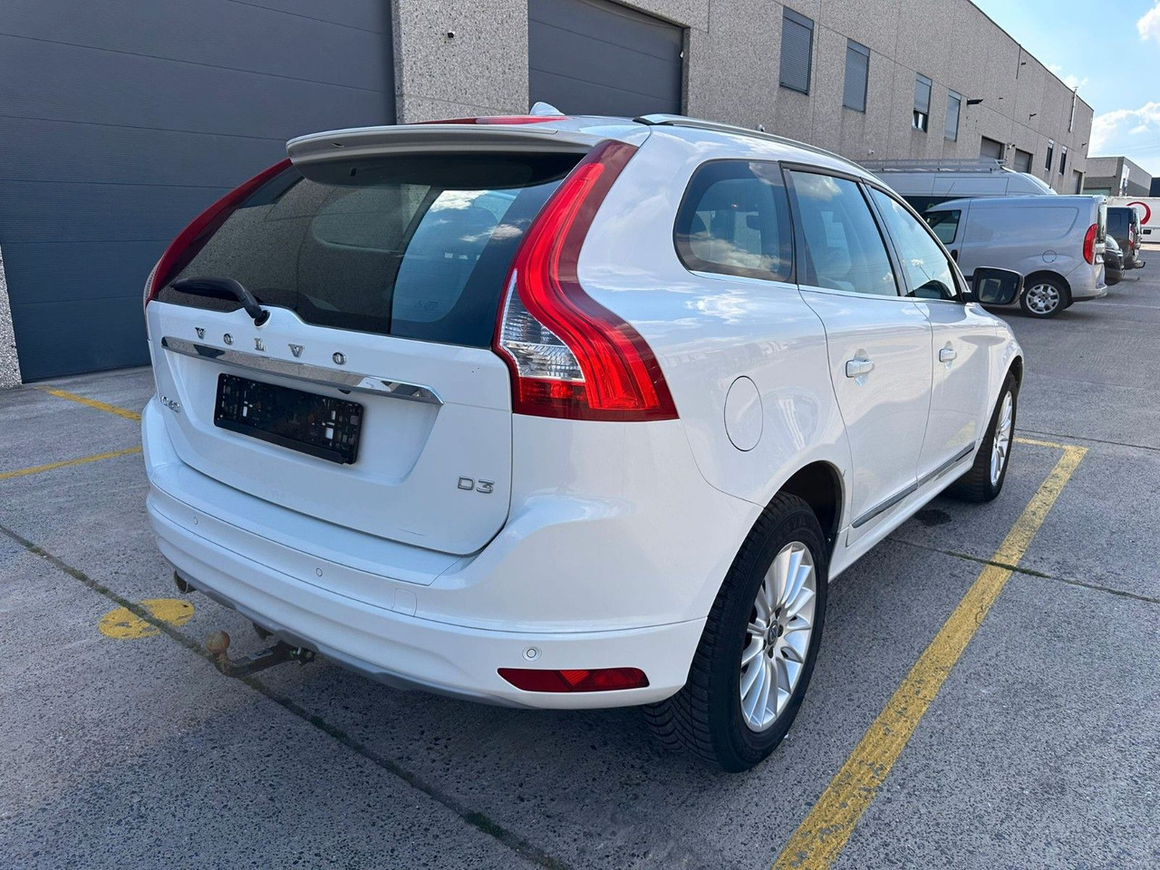 Volvo XC60 D3. Automatik. Klima. Kamera. Volleder. - SUV: bild 3 Volvo XC60 D3. Automatik. Klima. Kamera. Volleder. - SUV: bild 3