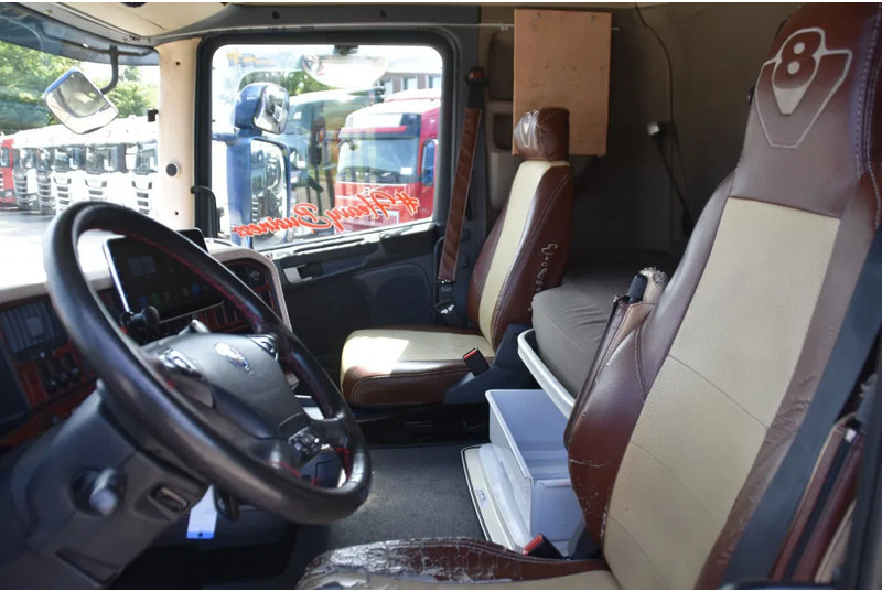 Scania R520 V8 TL 6x2/4MNB - RETARDER - FULL AIR - PARK. AIRCO - 2 x FUEL TANKS - ALCOA DURA BRIGHT - GOOD CONDITION - - Dragbil: bild 4 Scania R520 V8 TL 6x2/4MNB - RETARDER - FULL AIR - PARK. AIRCO - 2 x FUEL TANKS - ALCOA DURA BRIGHT - GOOD CONDITION - - Dragbil: bild 4