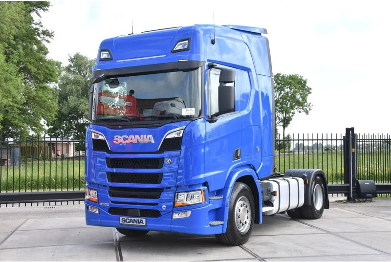 Scania R530 V8 NGS 4x2 - ADR FL - RETARDER - 253 TKM - ACC - NAVI - PTO - DIFF. LOCK - EXCELLENT CONDITION - - Dragbil: bild 1 Scania R530 V8 NGS 4x2 - ADR FL - RETARDER - 253 TKM - ACC - NAVI - PTO - DIFF. LOCK - EXCELLENT CONDITION - - Dragbil: bild 1