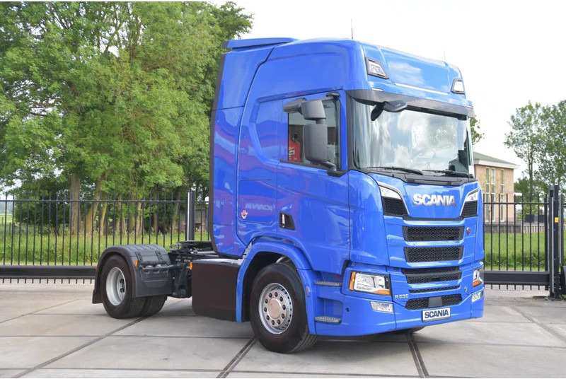 Scania R530 V8 NGS 4x2 - ADR FL - RETARDER - 253 TKM - ACC - NAVI - PTO - DIFF. LOCK - EXCELLENT CONDITION - - Dragbil: bild 2 Scania R530 V8 NGS 4x2 - ADR FL - RETARDER - 253 TKM - ACC - NAVI - PTO - DIFF. LOCK - EXCELLENT CONDITION - - Dragbil: bild 2