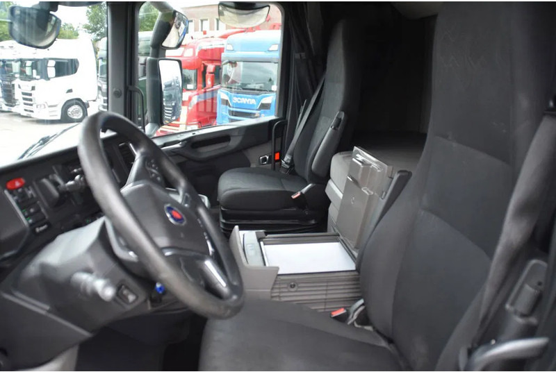 Scania S450 NGS 4x2NB - FULL AIR - RETARDER - ACC - AIRCO - 2 x FUEL TANKS - TOP CONDITION - - Dragbil: bild 5 Scania S450 NGS 4x2NB - FULL AIR - RETARDER - ACC - AIRCO - 2 x FUEL TANKS - TOP CONDITION - - Dragbil: bild 5