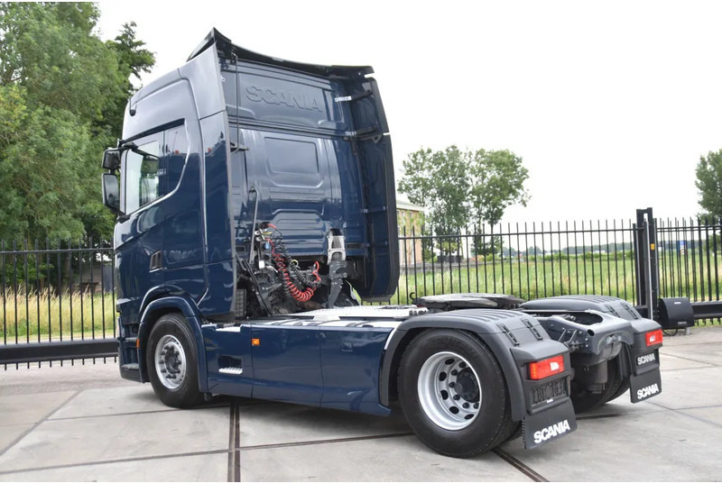 Scania S450 NGS 4x2NB - FULL AIR - RETARDER - ACC - PARK. AIRCO - 2 x FUEL TANKS - TOP CONDITION - - Dragbil: bild 3 Scania S450 NGS 4x2NB - FULL AIR - RETARDER - ACC - PARK. AIRCO - 2 x FUEL TANKS - TOP CONDITION - - Dragbil: bild 3