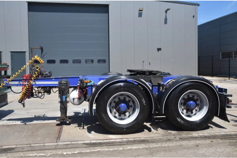 Floor FLMA-18 - DOLLY - BPW AXLES - DRUM BRAKES - CENTRAL LUBRICATION - WABCO SMARTBOARD - - Dolly släpvagn: bild 2 Floor FLMA-18 - DOLLY - BPW AXLES - DRUM BRAKES - CENTRAL LUBRICATION - WABCO SMARTBOARD - - Dolly släpvagn: bild 2