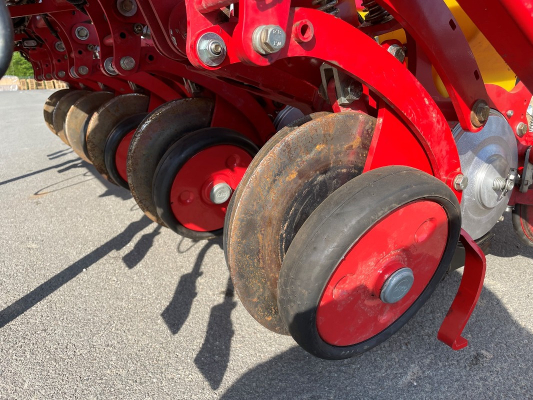 Grimme MATRIX 1200 - Såmaskin: bild 4 Grimme MATRIX 1200 - Såmaskin: bild 4