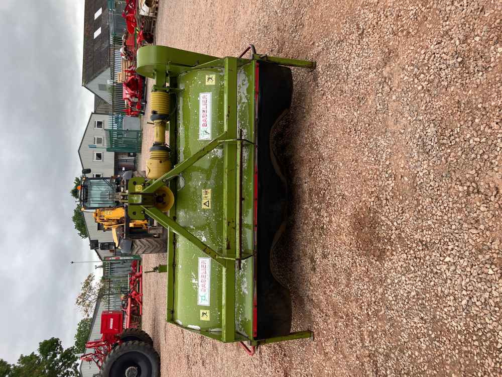 Baselier Baselier LKB 190 2 Row Front Mounted Potato Topper - Skördemaskin: bild 1 Baselier Baselier LKB 190 2 Row Front Mounted Potato Topper - Skördemaskin: bild 1