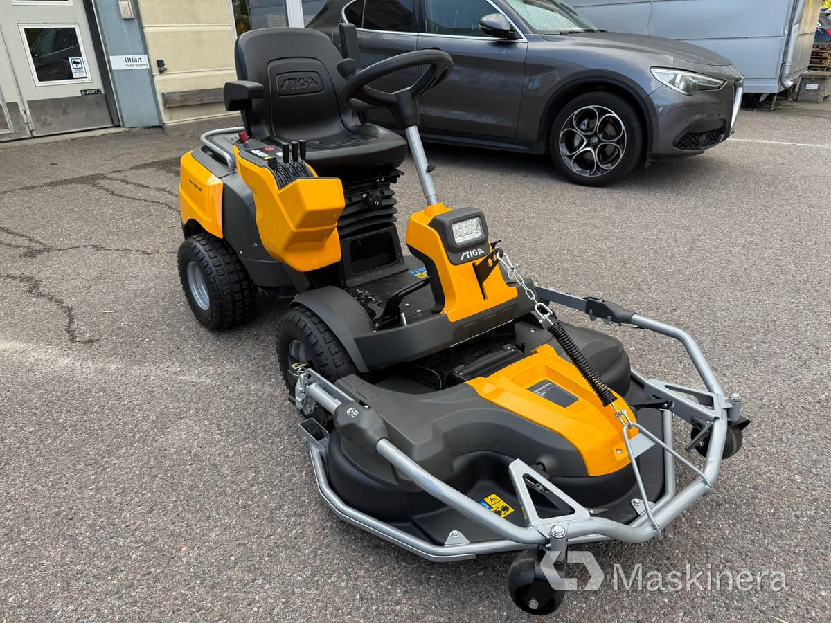 Åkgräsklippare Stiga Park Pro 900 AWX ink Klippaggregat & Snöslunga - Gräsklippare: bild 3 Åkgräsklippare Stiga Park Pro 900 AWX ink Klippaggregat & Snöslunga - Gräsklippare: bild 3