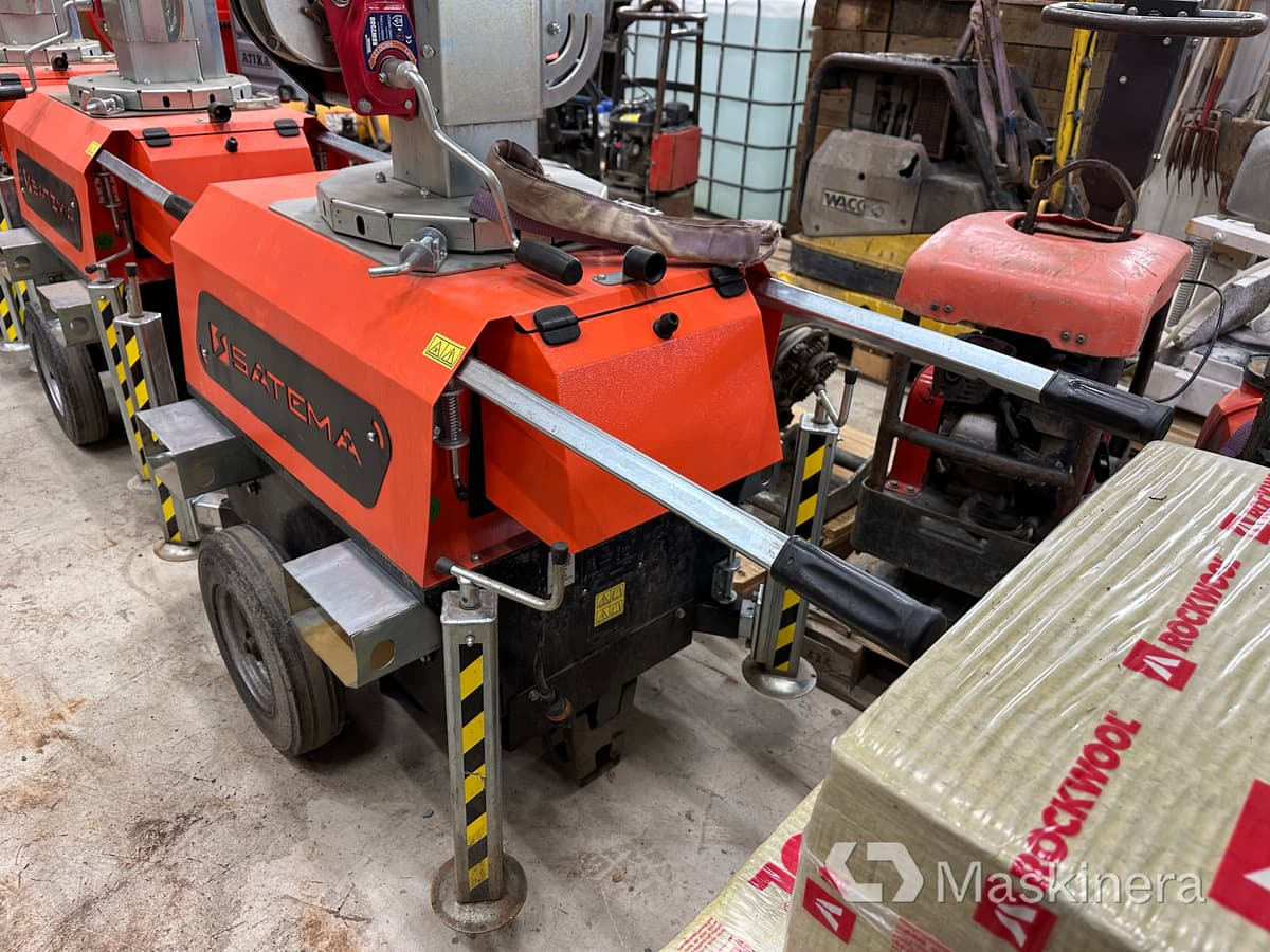 Belysningsmast Satema X-Chain 4x230 W - Belysningsmast: bild 4 Belysningsmast Satema X-Chain 4x230 W - Belysningsmast: bild 4