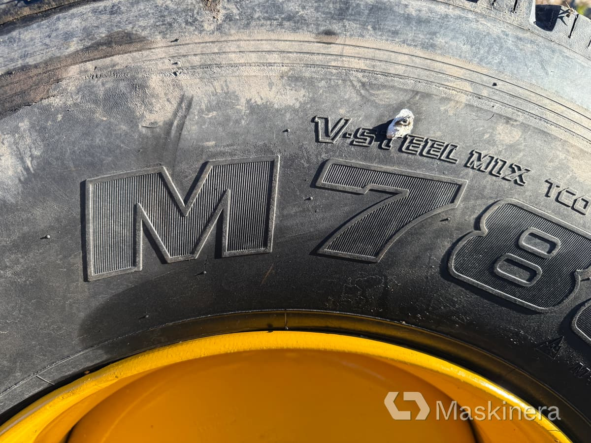 Komplett hjul för Byggmaskiner Bridgestone M788 Entreprenaddäck på fälg 385/65R22.5: bild 10