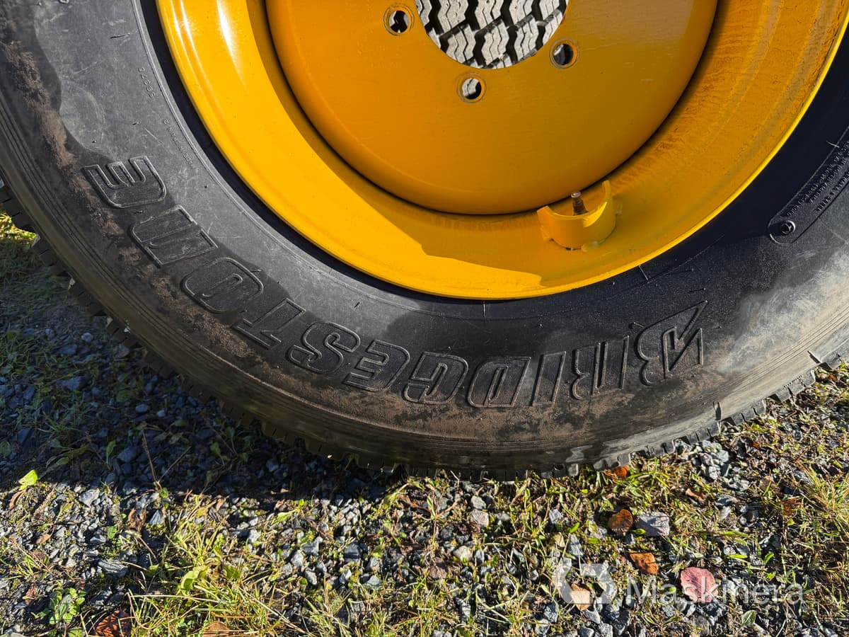 Komplett hjul för Byggmaskiner Bridgestone M788 Entreprenaddäck på fälg 385/65R22.5: bild 6