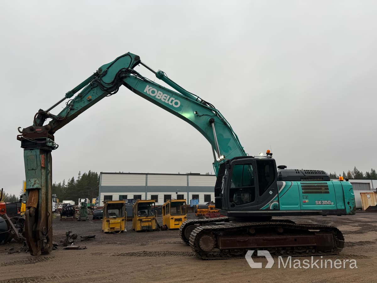 Grävmaskin Kobelco SK350LC-10 med stålsax - Bandgrävare: bild 2 Grävmaskin Kobelco SK350LC-10 med stålsax - Bandgrävare: bild 2