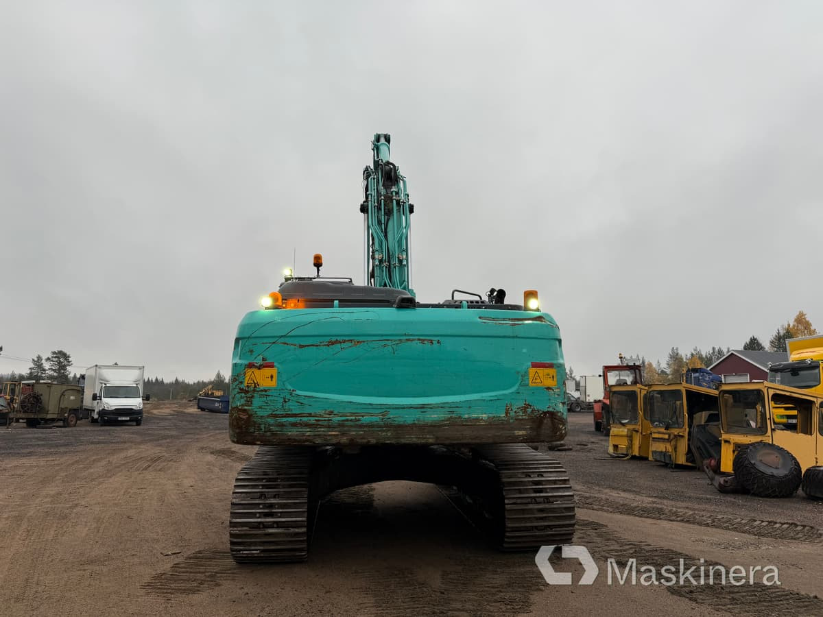 Grävmaskin Kobelco SK350LC-10 med stålsax - Bandgrävare: bild 4 Grävmaskin Kobelco SK350LC-10 med stålsax - Bandgrävare: bild 4