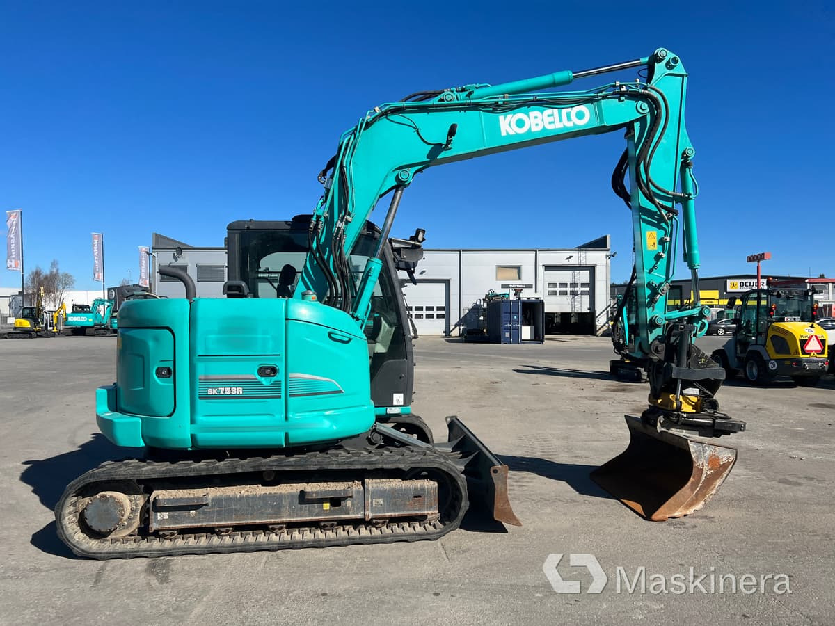 Grävmaskin Kobelco SK75SR-3E - Bandgrävare: bild 4 Grävmaskin Kobelco SK75SR-3E - Bandgrävare: bild 4