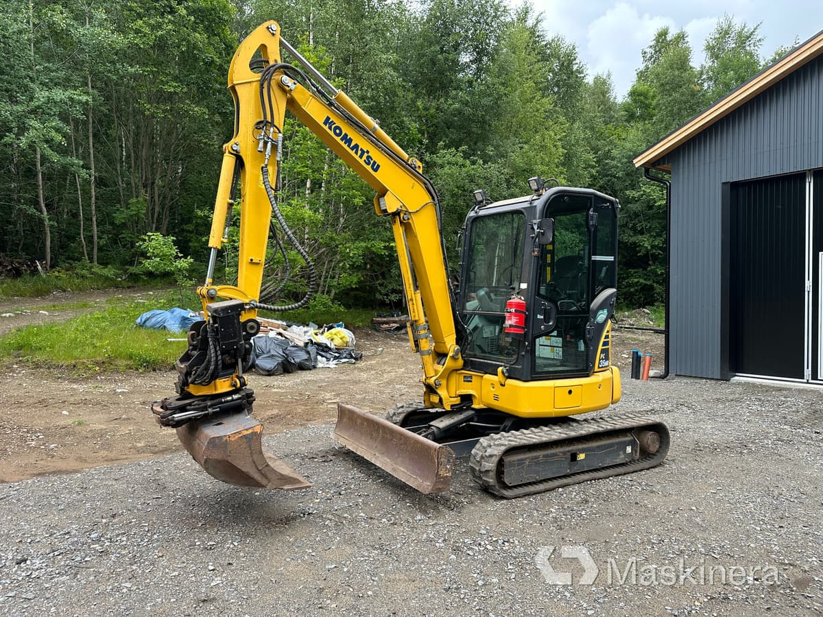 Grävmaskin Komatsu PC35MR-5 - Bandgrävare: bild 1 Grävmaskin Komatsu PC35MR-5 - Bandgrävare: bild 1