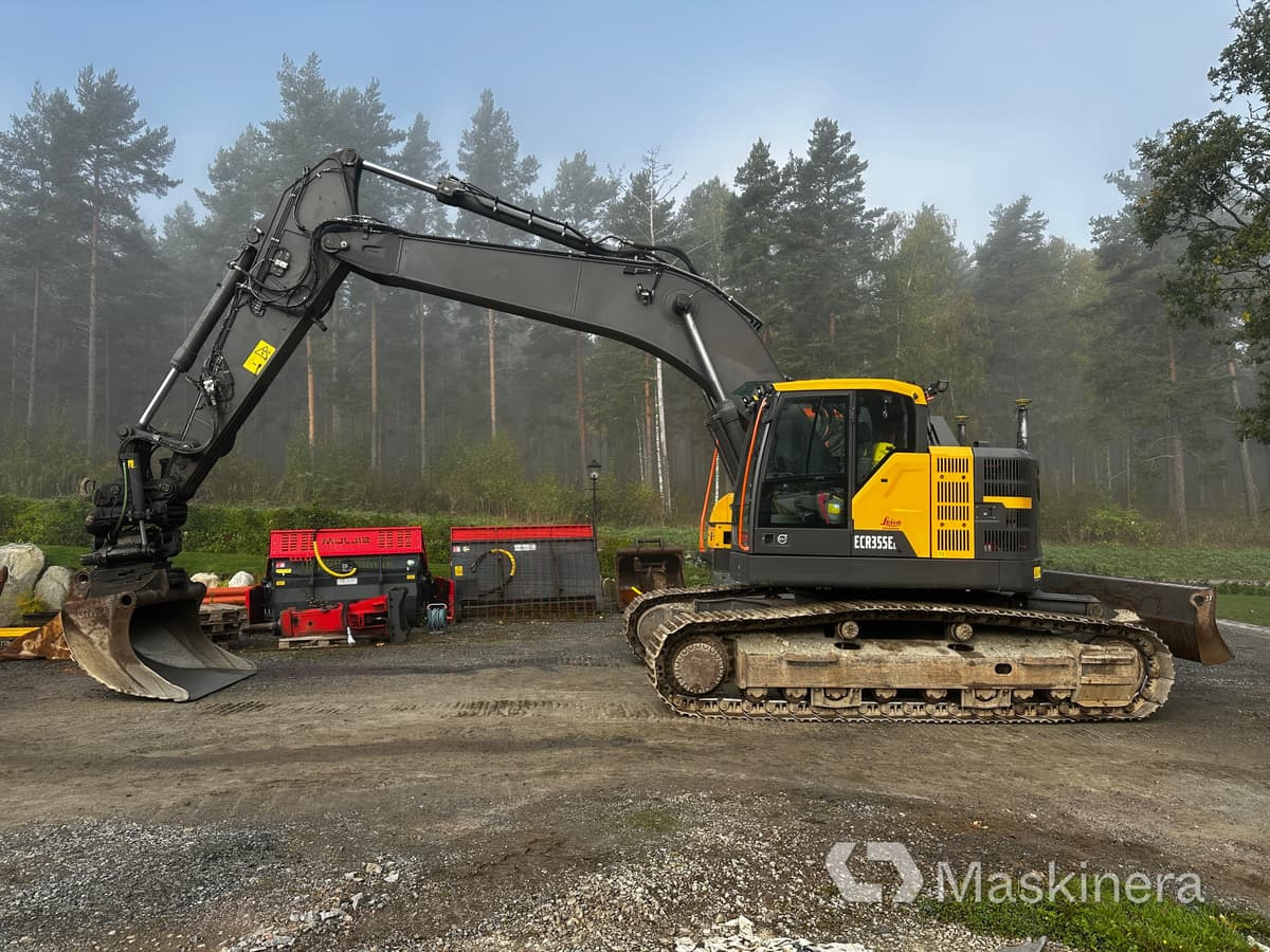 Grävmaskin Volvo ECR355EL GPS & tillbehör - Bandgrävare: bild 2 Grävmaskin Volvo ECR355EL GPS & tillbehör - Bandgrävare: bild 2