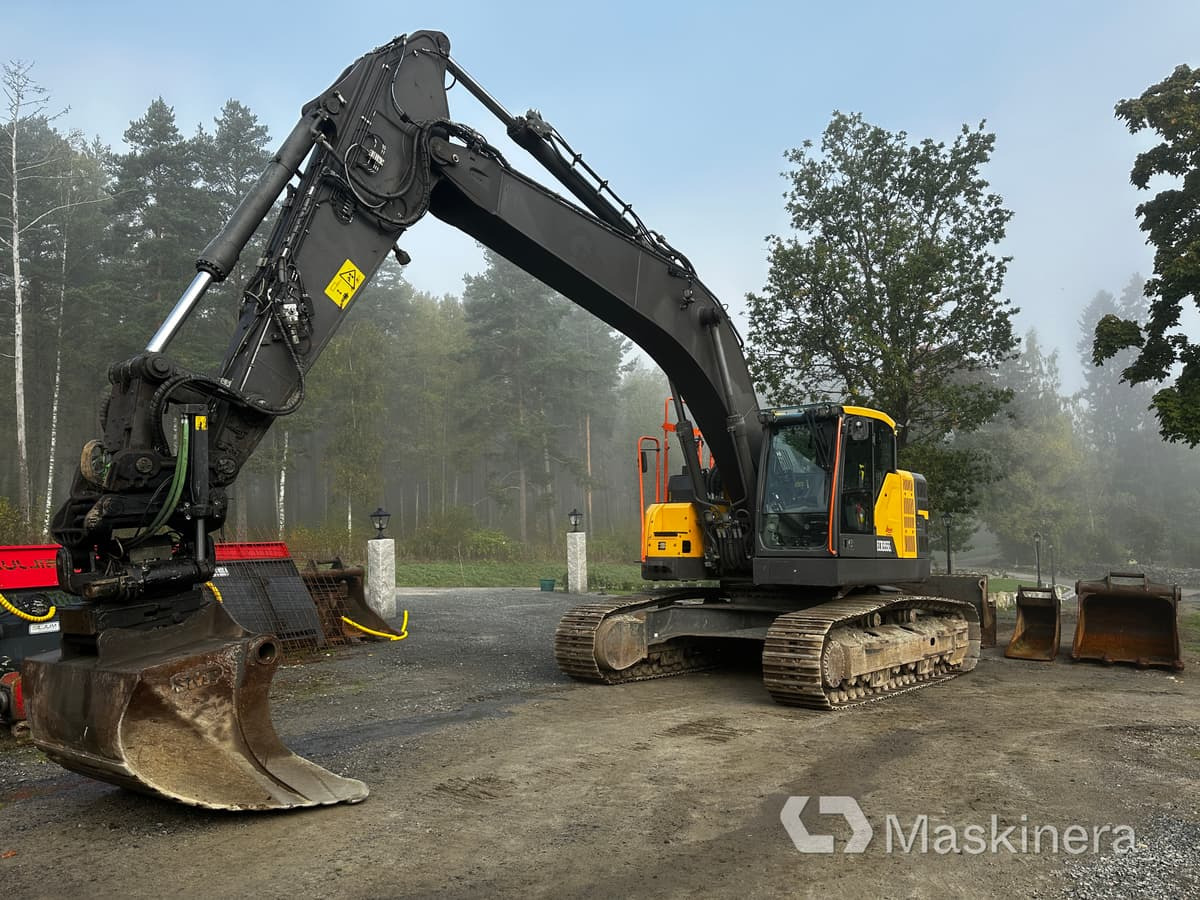 Grävmaskin Volvo ECR355EL GPS & tillbehör - Bandgrävare: bild 1 Grävmaskin Volvo ECR355EL GPS & tillbehör - Bandgrävare: bild 1
