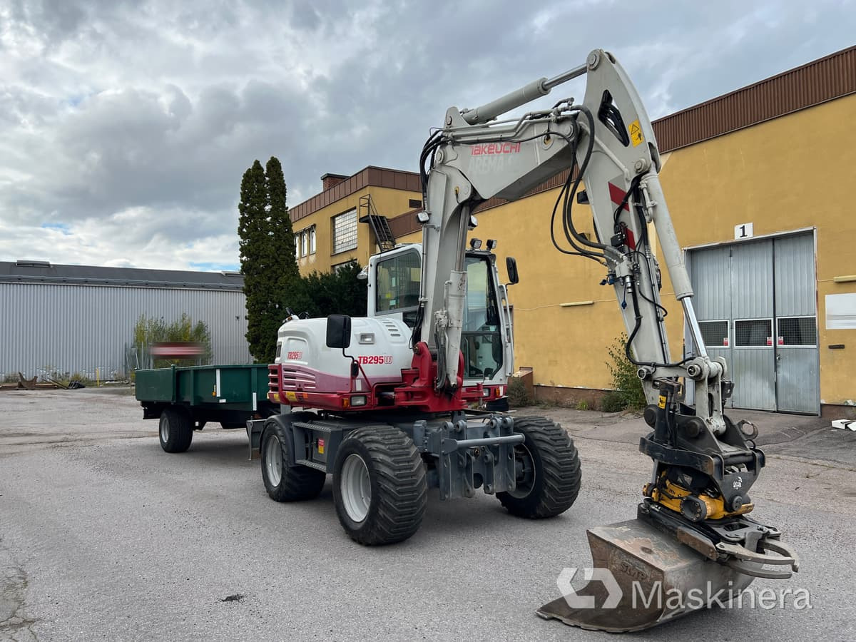 Hjulgrävare Takeuchi TB295W med vagn & redskap - Bandgrävare: bild 3 Hjulgrävare Takeuchi TB295W med vagn & redskap - Bandgrävare: bild 3