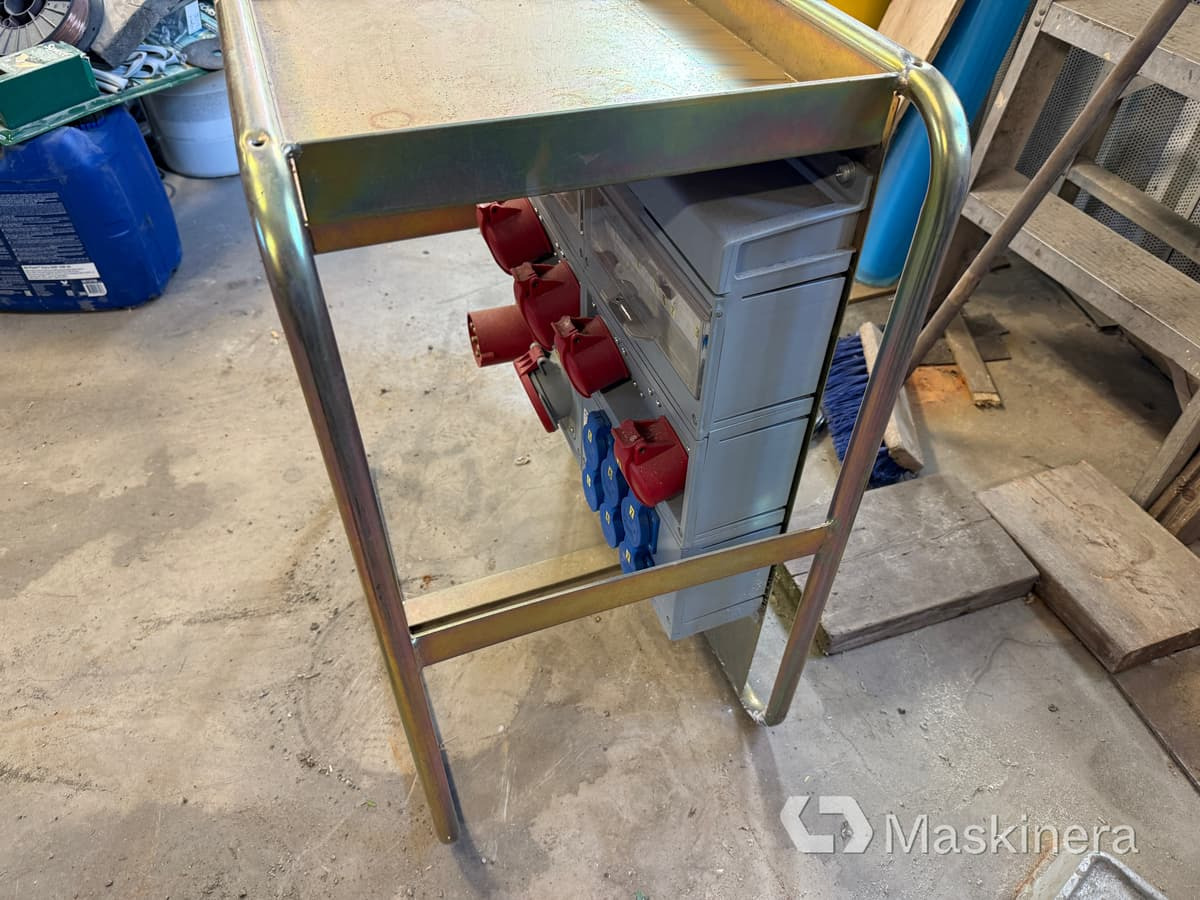 Byggcentral Amiga 400-2 63 A - Industrimaskin: bild 5 Byggcentral Amiga 400-2 63 A - Industrimaskin: bild 5