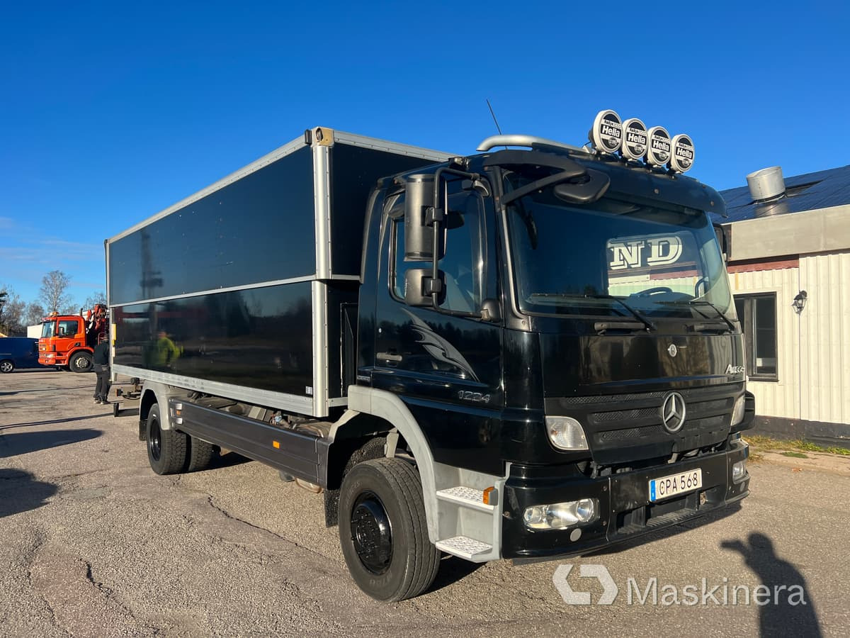 Lastbil Mercedes-Benz Atego 1224 L - Lastbil med skåp: bild 3 Lastbil Mercedes-Benz Atego 1224 L - Lastbil med skåp: bild 3