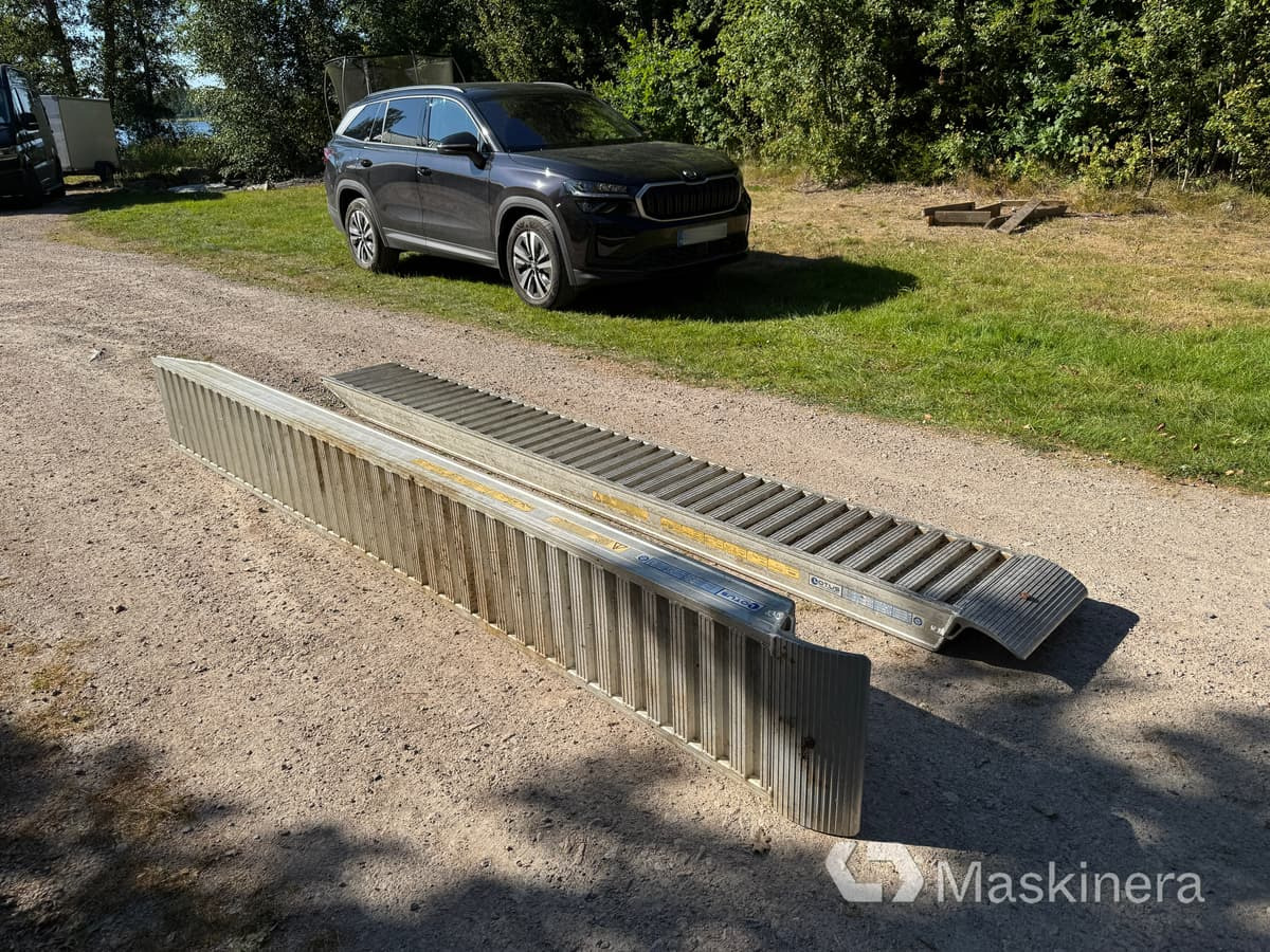 Lastramper Lotus RC 140/35 - Lastramp: bild 5 Lastramper Lotus RC 140/35 - Lastramp: bild 5