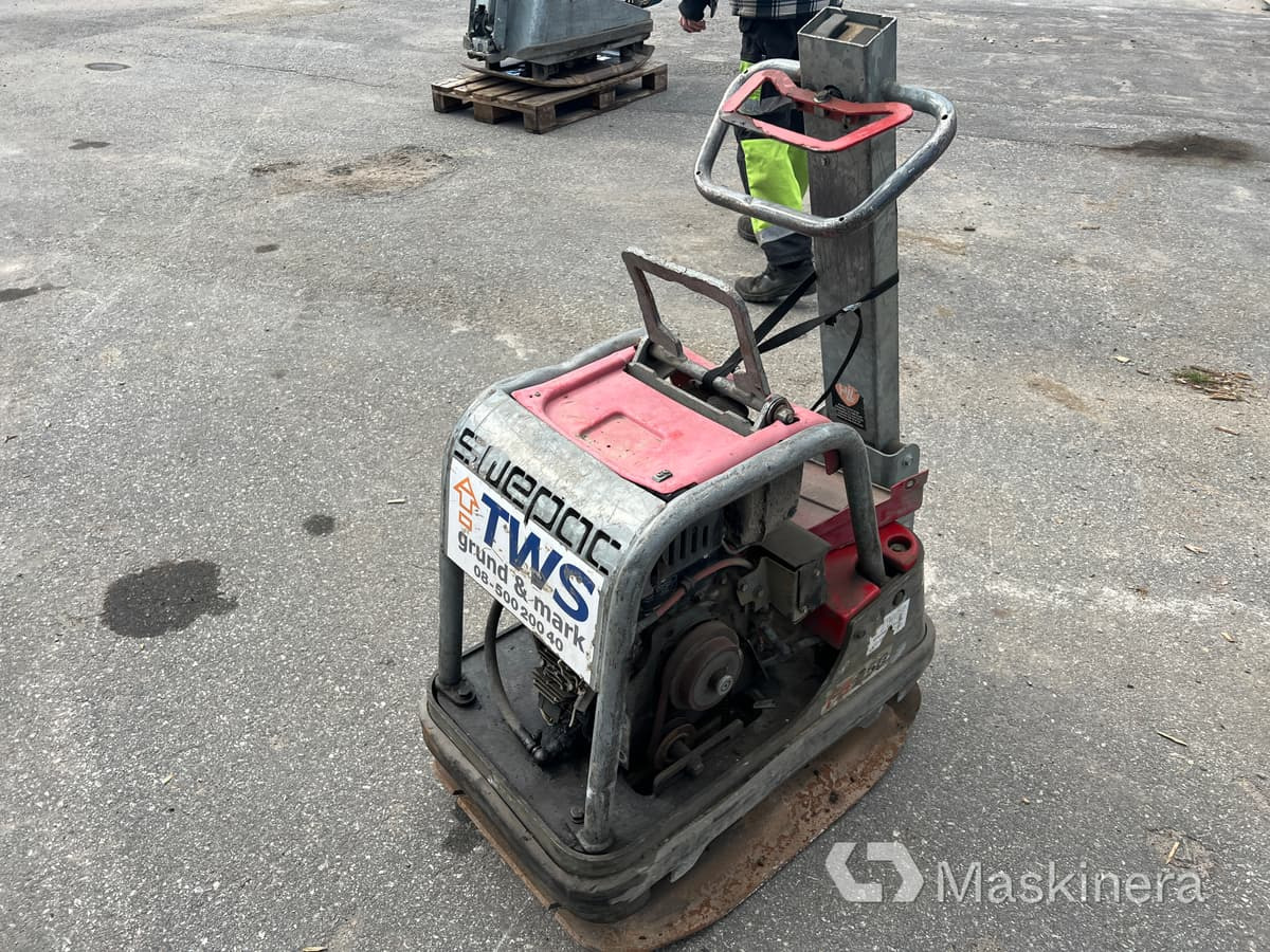 Markvibrator Swepac FB250 (Defekt) - Vibroplatta: bild 5 Markvibrator Swepac FB250 (Defekt) - Vibroplatta: bild 5