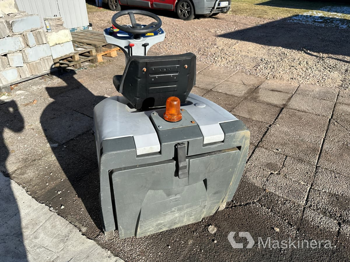 Nilfisk SR1000S B Sopmaskin Nilfisk SR1000S - Sopmaskin: bild 4 Nilfisk SR1000S B Sopmaskin Nilfisk SR1000S - Sopmaskin: bild 4