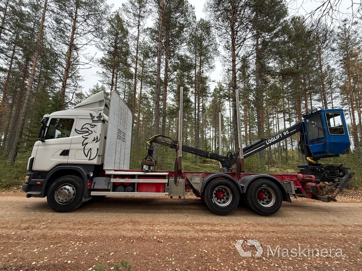 Scania R164GB6X4NA580 Timmerbil Scania R164 580 6x4 - Timmerbil, Kranbil: bild 3 Scania R164GB6X4NA580 Timmerbil Scania R164 580 6x4 - Timmerbil, Kranbil: bild 3