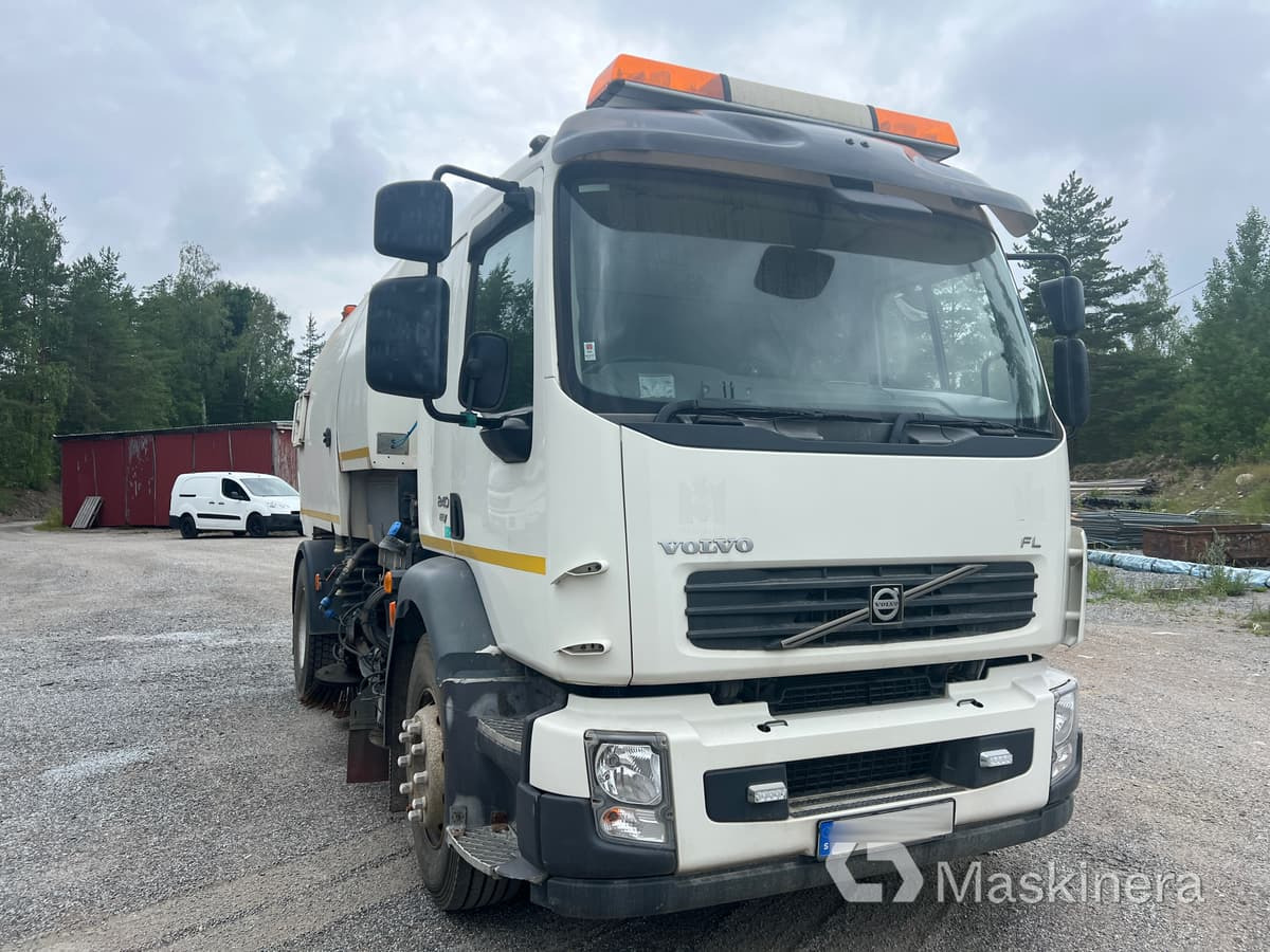 Sopmaskin Volvo FL 240 4X2 - Sopmaskin: bild 3 Sopmaskin Volvo FL 240 4X2 - Sopmaskin: bild 3