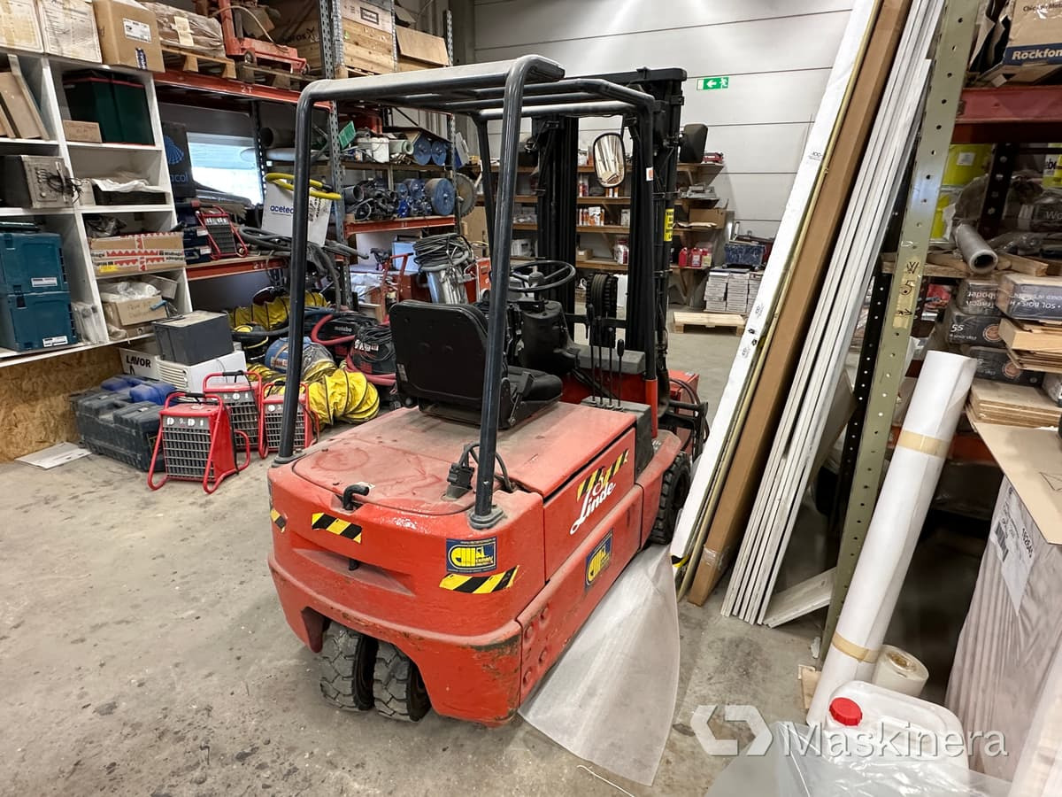 Truck Linde E16S - Eltruck: bild 3 Truck Linde E16S - Eltruck: bild 3