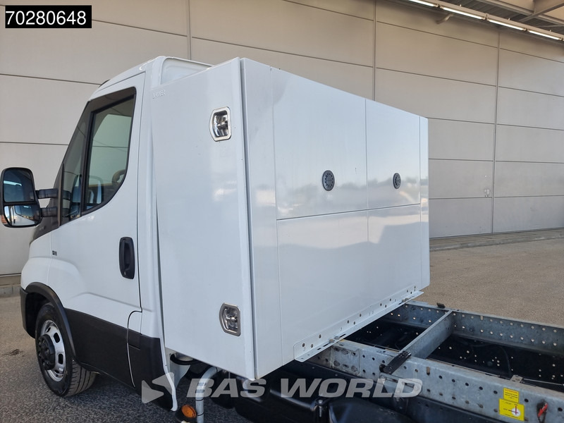 Iveco Daily 35C14 Kipper met Kist Dubbellucht 3,5t Trekhaak Airco Cruise Camera Euro6 Tipper Benne Kieper Airco Trekhaak Cruise control - Transportbil med tippflak: bild 3 Iveco Daily 35C14 Kipper met Kist Dubbellucht 3,5t Trekhaak Airco Cruise Camera Euro6 Tipper Benne Kieper Airco Trekhaak Cruise control - Transportbil med tippflak: bild 3