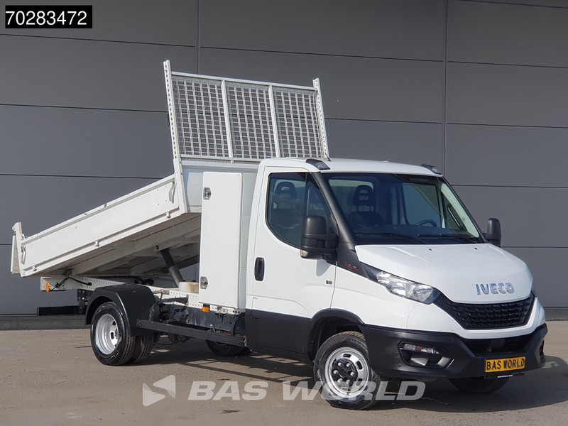 Iveco Daily 35C16 3.0L Kipper met Kist Dubbellucht 3,5t Trekhaak Airco Cruise Euro6 Tipper Benne Kieper 2m3 Airco Trekhaak Cruise control - Transportbil med tippflak: bild 3 Iveco Daily 35C16 3.0L Kipper met Kist Dubbellucht 3,5t Trekhaak Airco Cruise Euro6 Tipper Benne Kieper 2m3 Airco Trekhaak Cruise control - Transportbil med tippflak: bild 3
