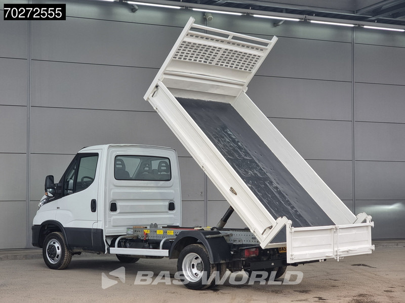 Iveco Daily 35C18 3.0L Automaat Kipper Dubbellucht 3.5t Trekhaak LED Airco Cruise Kieper Tipper 2m3 Airco Trekhaak Cruise control - Transportbil med tippflak: bild 2 Iveco Daily 35C18 3.0L Automaat Kipper Dubbellucht 3.5t Trekhaak LED Airco Cruise Kieper Tipper 2m3 Airco Trekhaak Cruise control - Transportbil med tippflak: bild 2