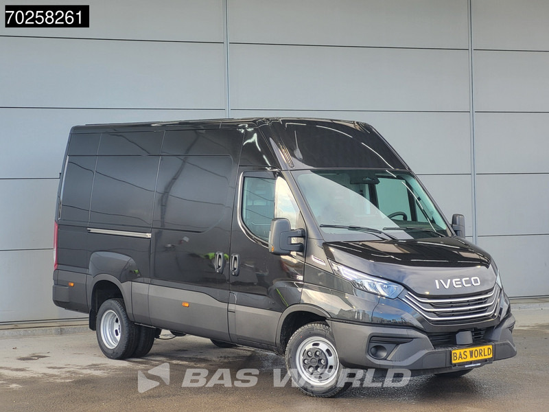 Iveco Daily 35C21 3.0L Automaat 2025model L2H2 ACC Camera LED CarPlay Dubbellucht L2 12m3 Airco - Skåpbil: bild 2 Iveco Daily 35C21 3.0L Automaat 2025model L2H2 ACC Camera LED CarPlay Dubbellucht L2 12m3 Airco - Skåpbil: bild 2