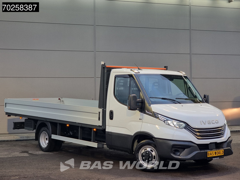 Iveco Daily 35C21 3.0L Automaat 210PK 2025-Model Open laadbak Dubbellucht CarPlay ACC LED 3,5T Trekvermogen Euro6 Pritsche Pickup Airco - Transportbil med flak: bild 3 Iveco Daily 35C21 3.0L Automaat 210PK 2025-Model Open laadbak Dubbellucht CarPlay ACC LED 3,5T Trekvermogen Euro6 Pritsche Pickup Airco - Transportbil med flak: bild 3
