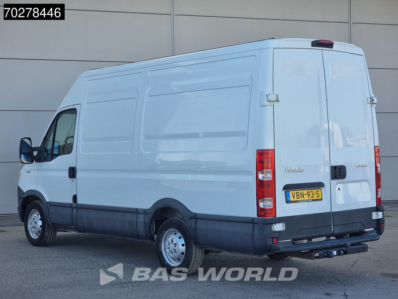 Iveco Daily 35S15 L2H2 Luchtvering 3,5t Trekhaak Airco Werkplaatsinrichting APK 01-2026 L2 12m3 Airco Trekhaak - Skåpbil: bild 2 Iveco Daily 35S15 L2H2 Luchtvering 3,5t Trekhaak Airco Werkplaatsinrichting APK 01-2026 L2 12m3 Airco Trekhaak - Skåpbil: bild 2