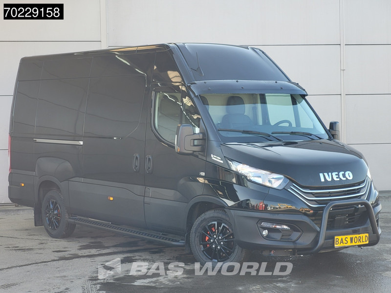 Iveco Daily 35S16 Automaat Black Edition L2H2 Airco Cruise Velgen 3500kg trekgewicht 12m3 Airco Cruise control - Skåpbil: bild 2 Iveco Daily 35S16 Automaat Black Edition L2H2 Airco Cruise Velgen 3500kg trekgewicht 12m3 Airco Cruise control - Skåpbil: bild 2