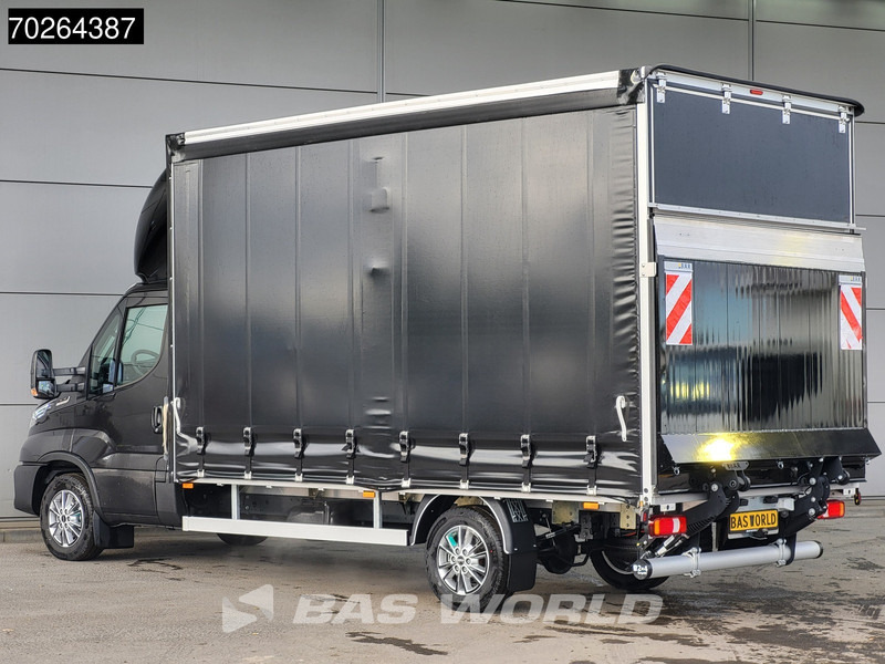 Iveco Daily 35S18 3.0L 180PK Automaat Schuifzeilen Laadklep ACC LED Navi Camera Euro6 Schuifzeil Zeilen Koffer Meubelbak Bakwagen 22m3 Airco - Transportbil med kapell: bild 2 Iveco Daily 35S18 3.0L 180PK Automaat Schuifzeilen Laadklep ACC LED Navi Camera Euro6 Schuifzeil Zeilen Koffer Meubelbak Bakwagen 22m3 Airco - Transportbil med kapell: bild 2