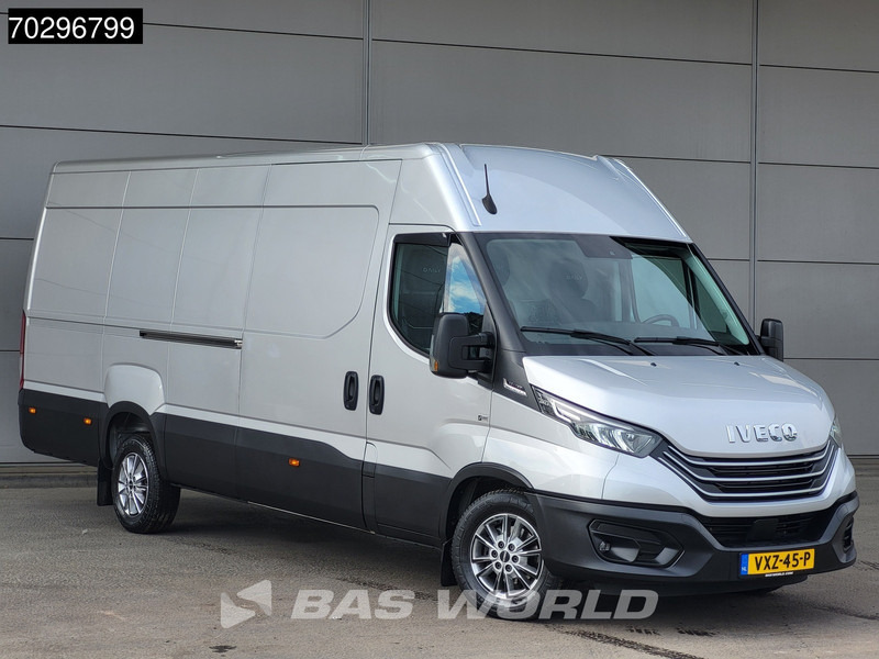 Iveco Daily 35S18 3.0L Automaat L3H2 3,5t Trekhaak 180PK LED ACC Navi Camera APK 08-2026 Euro6 L4H2 Airco Trekhaak - Skåpbil: bild 3 Iveco Daily 35S18 3.0L Automaat L3H2 3,5t Trekhaak 180PK LED ACC Navi Camera APK 08-2026 Euro6 L4H2 Airco Trekhaak - Skåpbil: bild 3