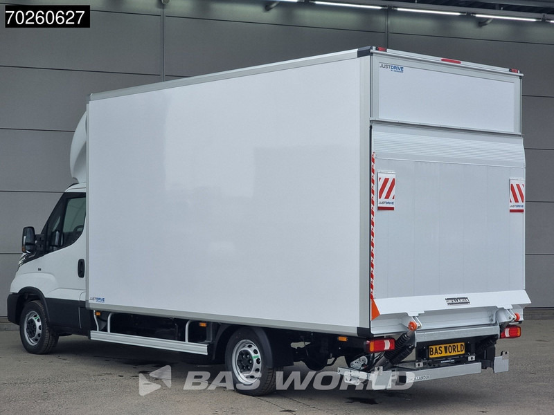 Iveco Daily 35S21 3.0L Automaat Laadklep Zijdeur 210PK 2025-Model ACC LED CarPlay Lat om Lat D'Hollandia 3,5t Trekvermogen Euro6 Meubelbak K - Volymskåp: bild 2 Iveco Daily 35S21 3.0L Automaat Laadklep Zijdeur 210PK 2025-Model ACC LED CarPlay Lat om Lat D'Hollandia 3,5t Trekvermogen Euro6 Meubelbak K - Volymskåp: bild 2