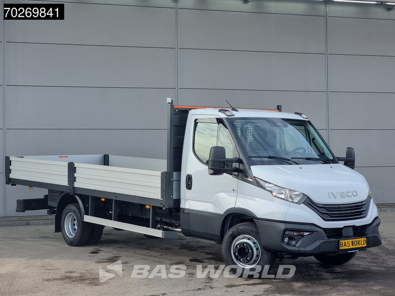 Iveco Daily 70C18 3.0L Automaat 525cm Open laadbak Trekhaak ACC Navi Airco Pickup Pritsche Airco Trekhaak - Transportbil med flak: bild 3 Iveco Daily 70C18 3.0L Automaat 525cm Open laadbak Trekhaak ACC Navi Airco Pickup Pritsche Airco Trekhaak - Transportbil med flak: bild 3