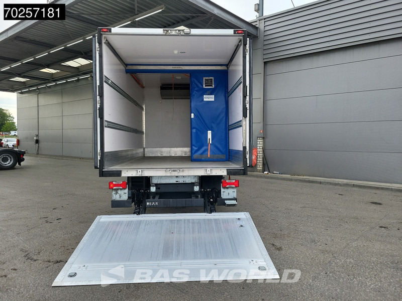 Iveco Daily 72C21 3.0L Koelwagen Laadklep Thermo King T-600R 380V Luchtvering Koelwagen Airco Cruise Camera Koeler Koel Kühlwagen 28m3 Airco - Kylbil: bild 3 Iveco Daily 72C21 3.0L Koelwagen Laadklep Thermo King T-600R 380V Luchtvering Koelwagen Airco Cruise Camera Koeler Koel Kühlwagen 28m3 Airco - Kylbil: bild 3