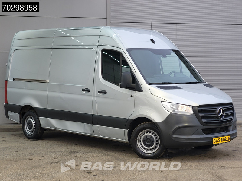 Mercedes-Benz Sprinter 315 CDI Automaat L2H2 150PK Airco Camera Parkeersensoren MBUX CarPlay Euro6 L2 12m3 Airco - Små skåpbil: bild 3 Mercedes-Benz Sprinter 315 CDI Automaat L2H2 150PK Airco Camera Parkeersensoren MBUX CarPlay Euro6 L2 12m3 Airco - Små skåpbil: bild 3