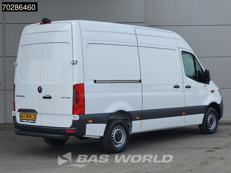 Mercedes-Benz Sprinter 317 CDI Automaat L2H2 Navi Airco Cruise Camera Parkeersensoren MBUX Euro6 L2 12m3 Airco Cruise control - Skåpbil: bild 5 Mercedes-Benz Sprinter 317 CDI Automaat L2H2 Navi Airco Cruise Camera Parkeersensoren MBUX Euro6 L2 12m3 Airco Cruise control - Skåpbil: bild 5