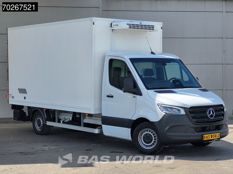 Mercedes-Benz Sprinter 317 CDI Koelwagen Vriezer Laadklep Thermo King V-200 MAX 230V Stekker LED Airco Euro6 Koel Koeler Kühl Kühler Vries Vriezer Kühl - Kylbil: bild 5 Mercedes-Benz Sprinter 317 CDI Koelwagen Vriezer Laadklep Thermo King V-200 MAX 230V Stekker LED Airco Euro6 Koel Koeler Kühl Kühler Vries Vriezer Kühl - Kylbil: bild 5