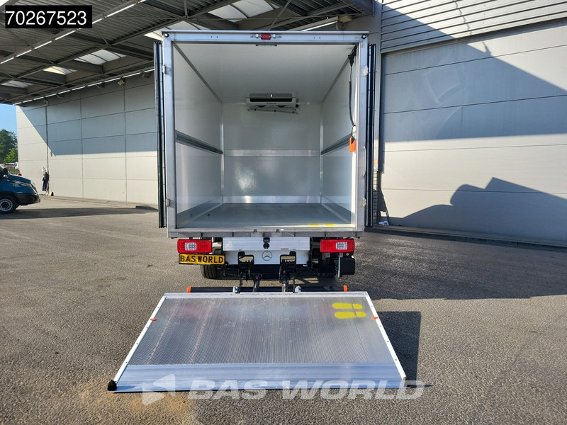 Mercedes-Benz Sprinter 317 CDI Koelwagen Vriezer Laadklep Thermo King V-200 MAX 230V Stekker LED Airco Euro6 Koel Koeler Kühl Kühler Vries Vriezer Kühl - Kylbil: bild 3 Mercedes-Benz Sprinter 317 CDI Koelwagen Vriezer Laadklep Thermo King V-200 MAX 230V Stekker LED Airco Euro6 Koel Koeler Kühl Kühler Vries Vriezer Kühl - Kylbil: bild 3
