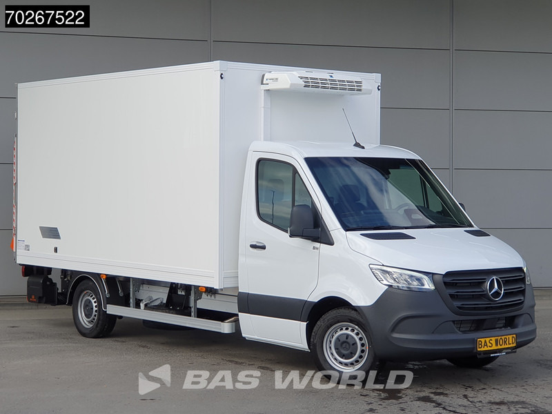 Mercedes-Benz Sprinter 317 CDI Koelwagen Vriezer Laadklep Thermo King V-200 MAX 230V Stekker LED Airco Euro6 Koel Koeler Kühl Kühler Vries Vriezer Kühl - Kylbil: bild 5 Mercedes-Benz Sprinter 317 CDI Koelwagen Vriezer Laadklep Thermo King V-200 MAX 230V Stekker LED Airco Euro6 Koel Koeler Kühl Kühler Vries Vriezer Kühl - Kylbil: bild 5
