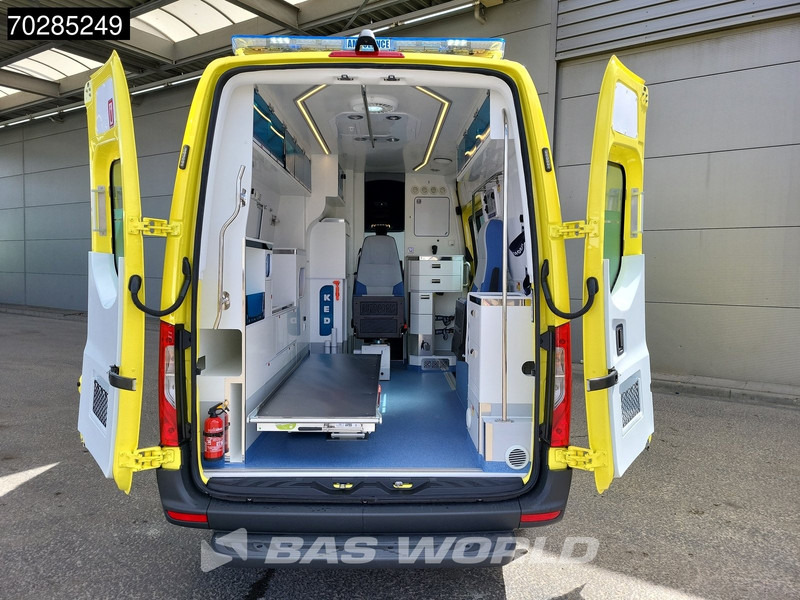 Mercedes-Benz Sprinter 319 CDI Automaat Nieuw! Complete Ambulance Ziekenwagen Rettungswagen Krankenwagen 11m3 Airco Cruise control - Ambulans: bild 3 Mercedes-Benz Sprinter 319 CDI Automaat Nieuw! Complete Ambulance Ziekenwagen Rettungswagen Krankenwagen 11m3 Airco Cruise control - Ambulans: bild 3