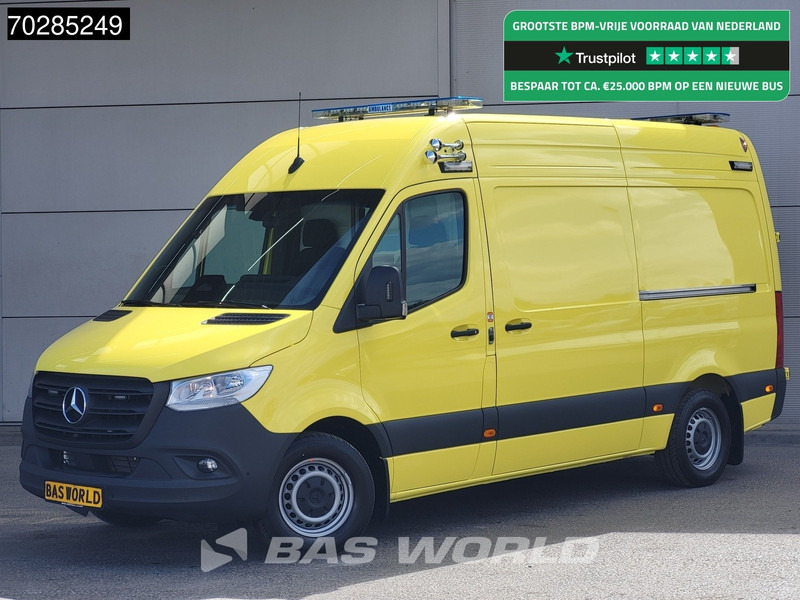 Mercedes-Benz Sprinter 319 CDI Automaat Nieuw! Complete Ambulance Ziekenwagen Rettungswagen Krankenwagen 11m3 Airco Cruise control - Ambulans: bild 1 Mercedes-Benz Sprinter 319 CDI Automaat Nieuw! Complete Ambulance Ziekenwagen Rettungswagen Krankenwagen 11m3 Airco Cruise control - Ambulans: bild 1