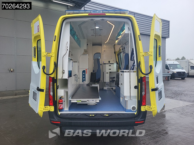 Mercedes-Benz Sprinter 319 CDI Automaat Nieuw! Complete Ambulance Ziekenwagen Rettungswagen Krankenwagen Airco - Ambulans: bild 3 Mercedes-Benz Sprinter 319 CDI Automaat Nieuw! Complete Ambulance Ziekenwagen Rettungswagen Krankenwagen Airco - Ambulans: bild 3