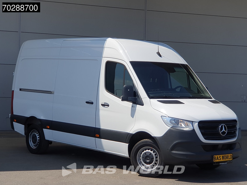 Mercedes-Benz Sprinter 319 CDI COMING SOON! Automaat L2H2 190PK Trekhaak Airco Camera Parkeersensoren Euro6 L2 12m3 Airco Trekhaak - Skåpbil: bild 5 Mercedes-Benz Sprinter 319 CDI COMING SOON! Automaat L2H2 190PK Trekhaak Airco Camera Parkeersensoren Euro6 L2 12m3 Airco Trekhaak - Skåpbil: bild 5